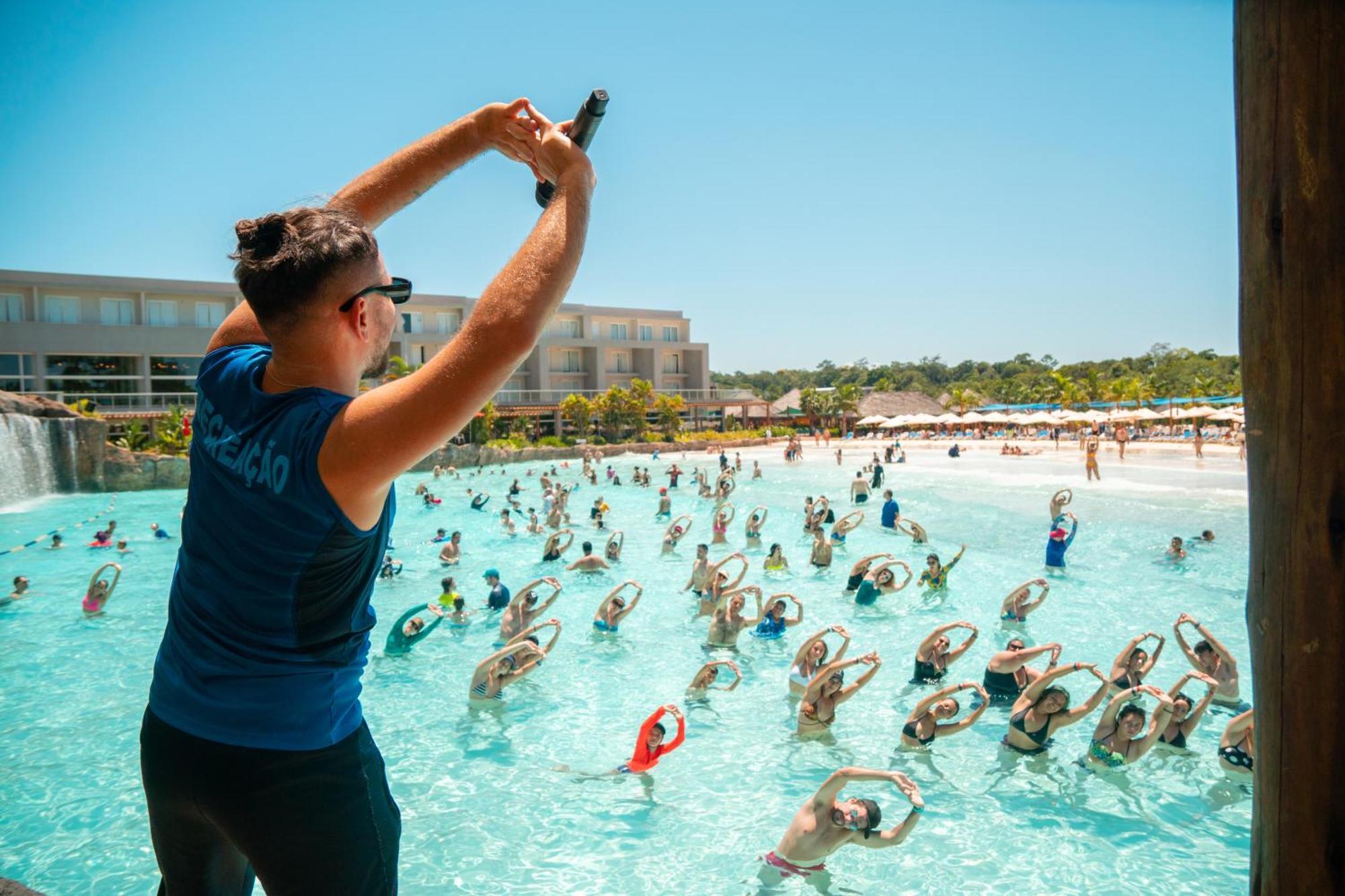 Mabu Thermas Grand Resort Foz do Iguacu Luaran gambar Aqua Zumba at Atlantis Paradise Island